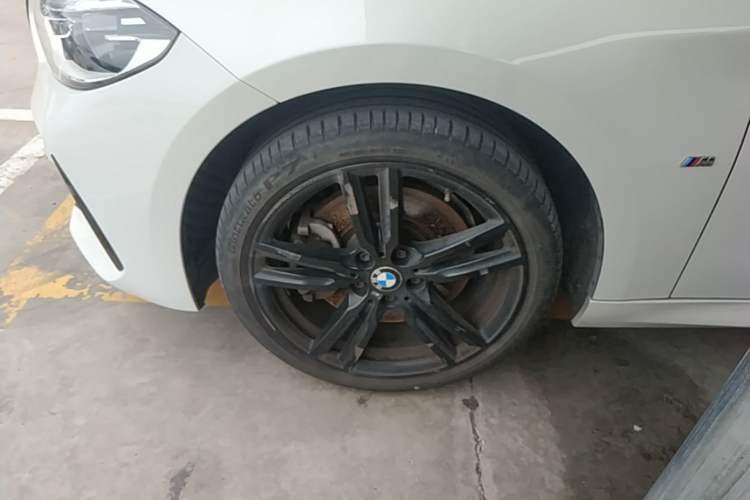 Used BMW 1 Series 2021 125i M Sport Night Edition Left Front Wheel Hub