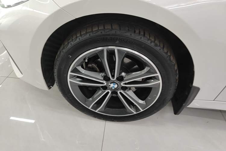 Used BMW 1 Series 2021 120i M Sport Edition Left Front Wheel Hub