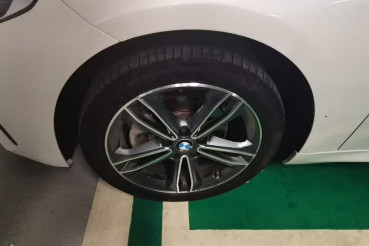 Used BMW 1 Series 2021 Revised 120i M Sport Edition Left Front Wheel Hub