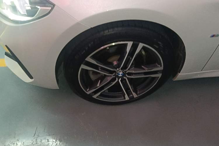 Used BMW 1 Series 2021 125i M Sport Night Edition Left Front Wheel Hub