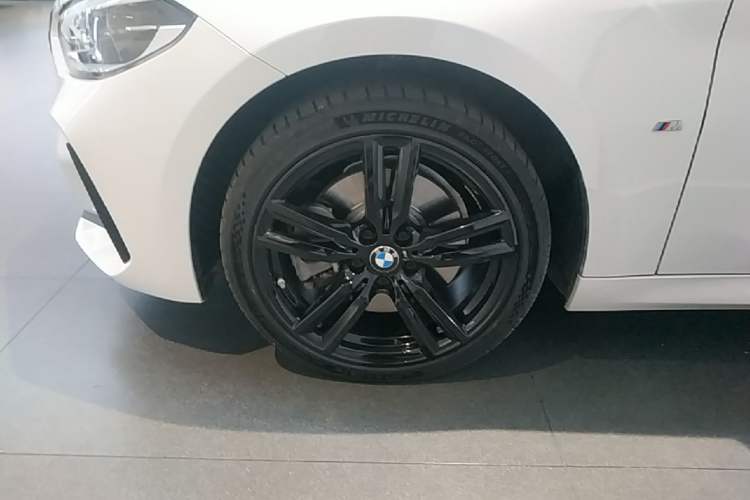 Used BMW 1 Series 2021 125i M Sport Night Edition Left Front Wheel Hub