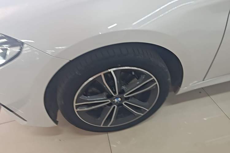 Used BMW 1 Series 2021 Revised 120i M Sport Edition Left Front Wheel Hub