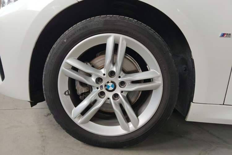 Used BMW 1 Series 2021 Revised 120i M Sport Night Edition Left Front Wheel Hub