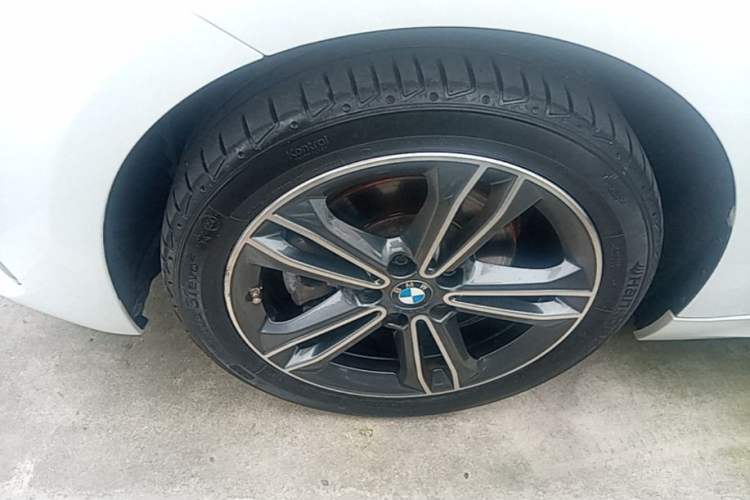Used BMW 1 Series 2021 Revised 120i M Sport Edition Left Front Wheel Hub