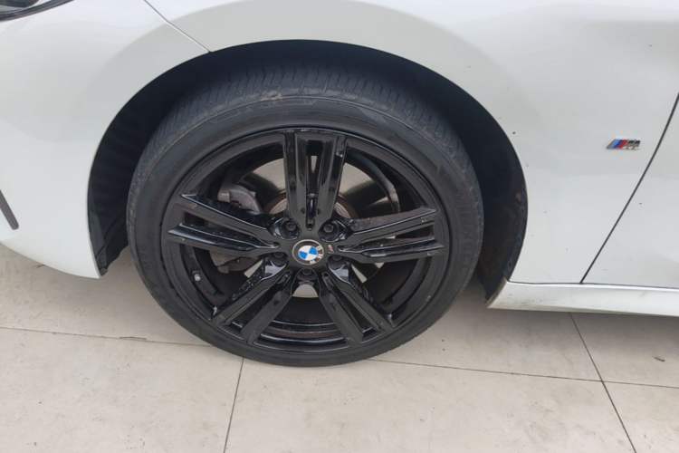 Used BMW 1 Series 2021 125i M Sport Night Edition Left Front Wheel Hub