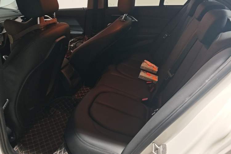 Used BMW 1 Series 2021 120i M Sport Edition Left Rear Seat