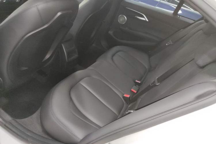 Used BMW 1 Series 2021 120i M Sport Edition Left Rear Seat