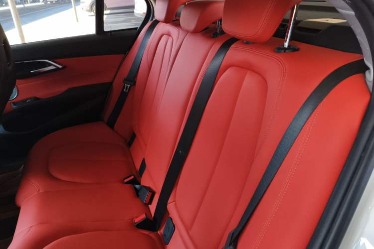 Used BMW 1 Series 2021 125i M Sport Night Edition Left Rear Seat