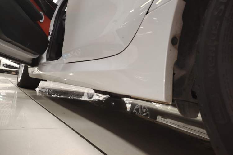 Used BMW 1 Series 2021 Revised 120i M Sport Night Edition Left Side Sill