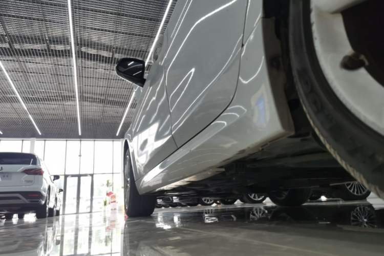 Used BMW 1 Series 2021 120i M Sport Night Edition Left Side Sill