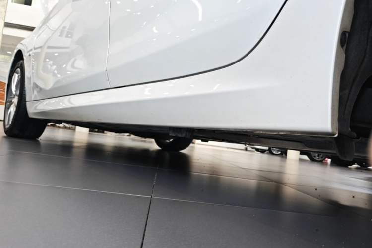 Used BMW 1 Series 2021 Revised 120i M Sport Night Edition Left Side Sill
