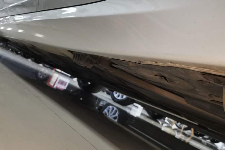 Used BMW 1 Series 2021 Revised 120i M Sport Night Edition Left Side Sill