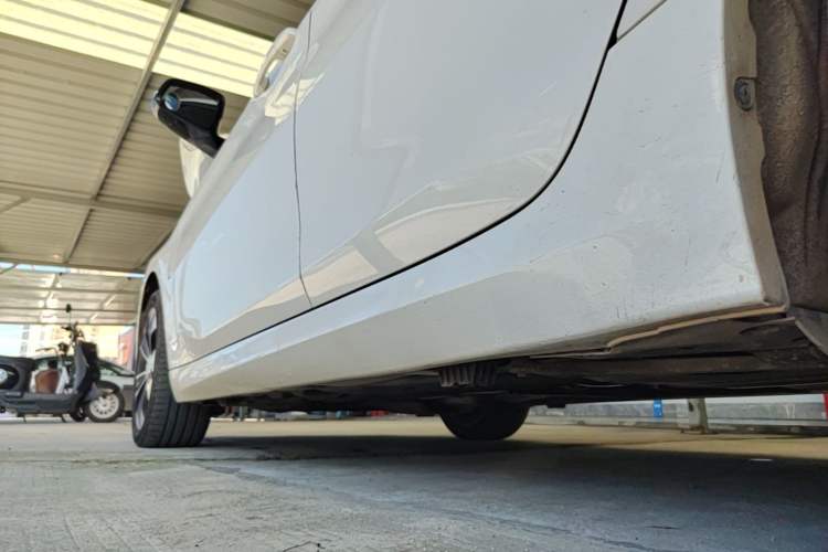 Used BMW 1 Series 2021 120i M Sport Night Edition Left Side Sill