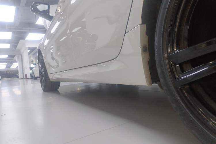 Used BMW 1 Series 2021 125i M Sport Night Edition Left Side Sill