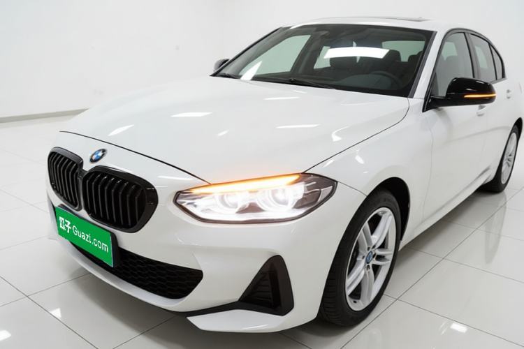 Used BMW 1 Series 2021 120i M Sport Night Edition Guazi used car, China used car export, Used car for sale, Used  cars, Cheapest cars for sale