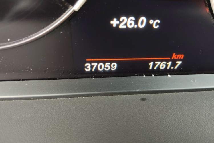 Used BMW 1 Series 2021 125i M Sport Night Edition Odometer Close Up