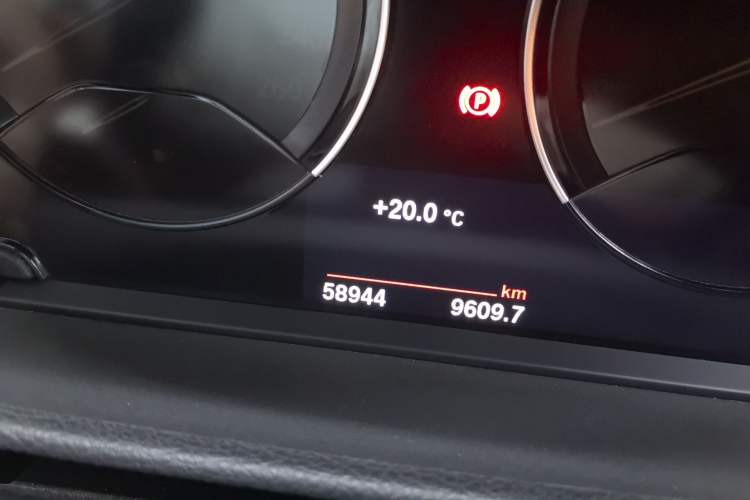 Used BMW 1 Series 2021 120i M Sport Night Edition Odometer Close Up