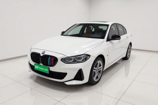 Ojetý BMW 1 Series 2021 120i M Sport Night Edition