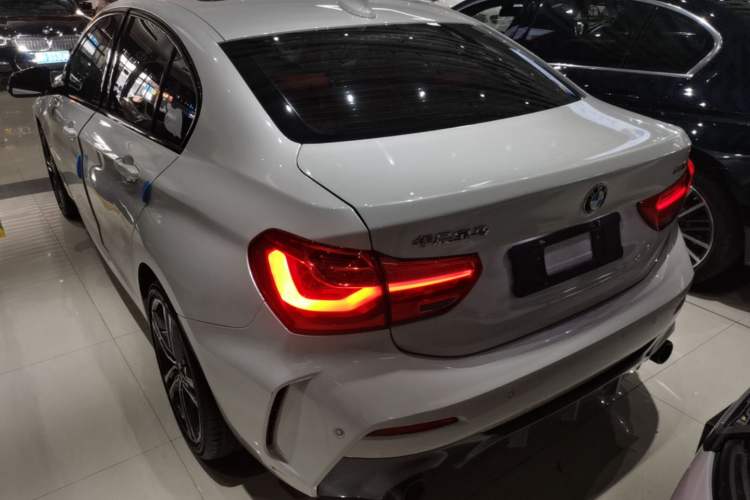 Used BMW 1 Series 2021 125i M Sport Night Edition Rear Left 45 Deg