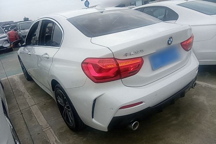 BMW 120i 2021 — 4