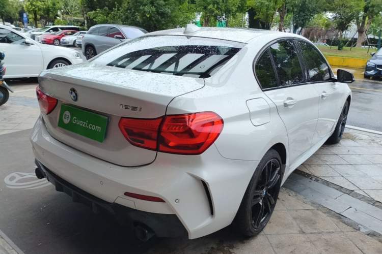 Used BMW 1 Series 2021 125i M Sport Night Edition Rear Right 45 Deg