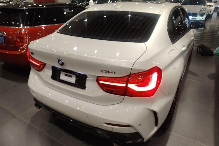 Used BMW 1 Series 2021 125i M Sport Night Edition Rear Right 45 Deg