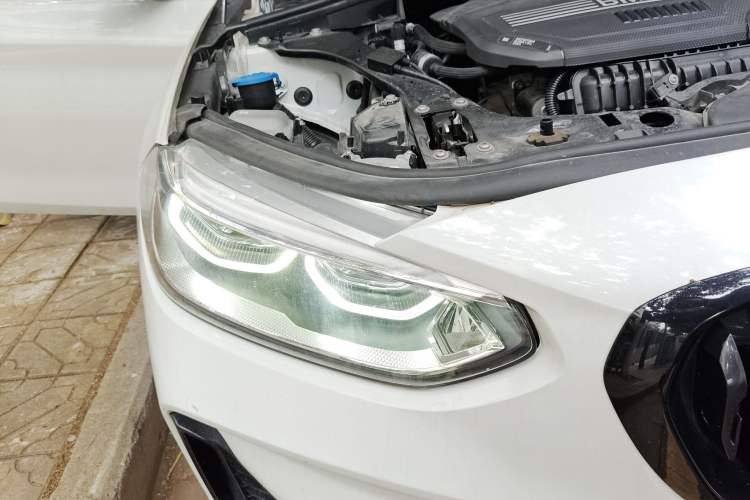 Used BMW 1 Series 2021 120i M Sport Night Edition Right Front Headlight