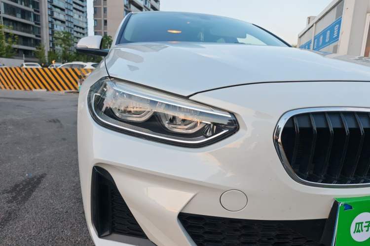 Used BMW 1 Series 2021 120i M Sport Edition Right Front Headlight