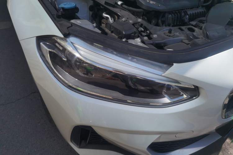 Used BMW 1 Series 2021 120i M Sport Edition Right Front Headlight