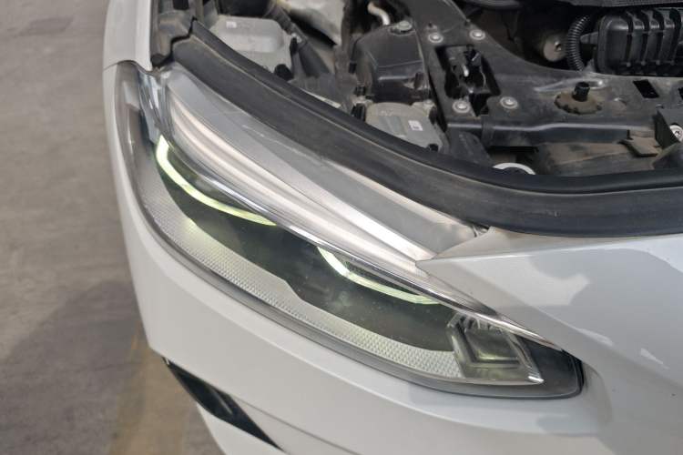 Used BMW 1 Series 2021 120i M Sport Edition Right Front Headlight