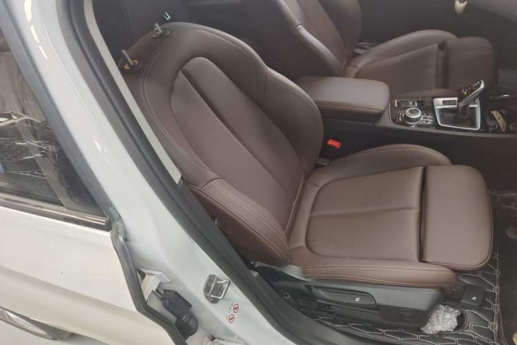 Used BMW 1 Series 2021 Revised 120i M Sport Night Edition Right Front Seat
