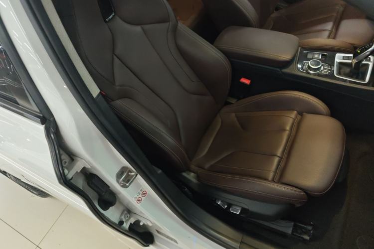 Used BMW 1 Series 2021 125i M Sport Night Edition Right Front Seat