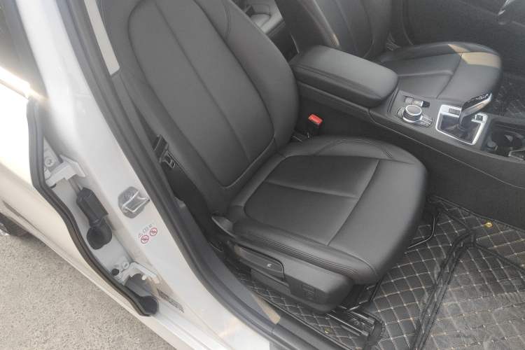 Used BMW 1 Series 2021 Revised 120i M Sport Edition Right Front Seat
