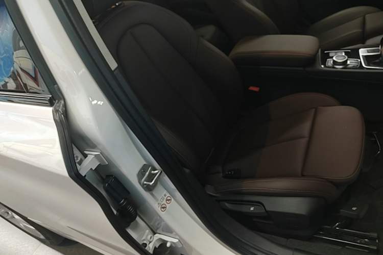 Used BMW 1 Series 2021 Revised 120i M Sport Night Edition Right Front Seat