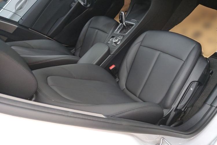 Used BMW 1 Series 2021 120i M Sport Edition Right Front Seat