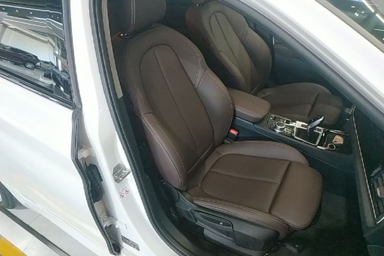 Used BMW 1 Series 2021 120i M Sport Night Edition Right Front Seat