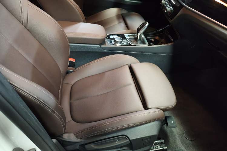 Used BMW 1 Series 2021 Revised 120i M Sport Night Edition Right Front Seat