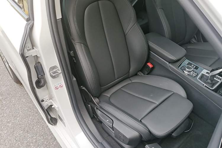 Used BMW 1 Series 2021 120i M Sport Night Edition Right Front Seat
