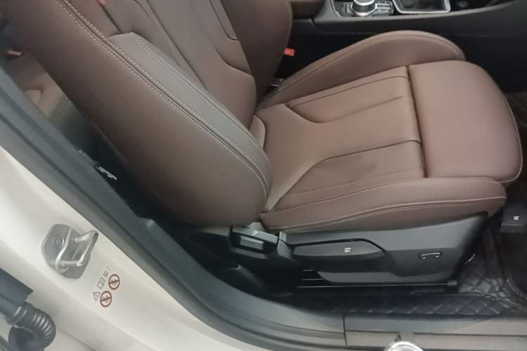 Used BMW 1 Series 2021 Restyled 125i M Sport Night Edition Right Front Seat