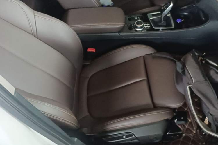 Used BMW 1 Series 2021 Revised 120i M Sport Night Edition Right Front Seat