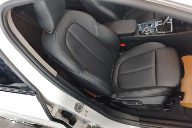 Used BMW 1 Series 2021 Revised 120i M Sport Night Edition Right Front Seat