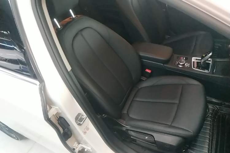 Used BMW 1 Series 2021 Revised 120i M Sport Edition Right Front Seat