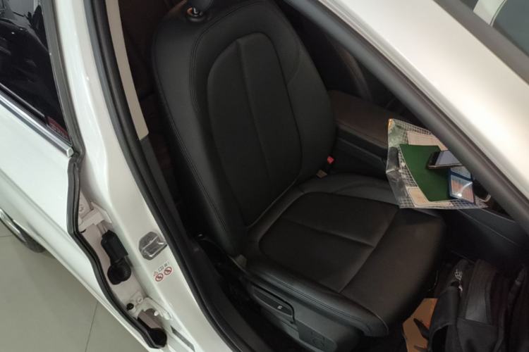 Used BMW 1 Series 2021 Revised 120i M Sport Edition Right Front Seat