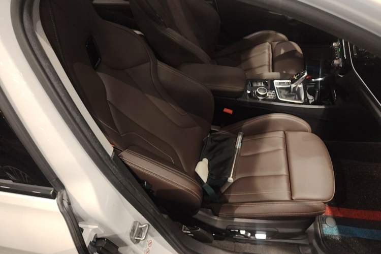 Used BMW 1 Series 2021 125i M Sport Night Edition Right Front Seat