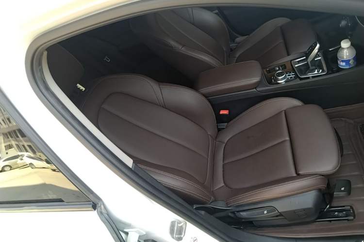 Used BMW 1 Series 2021 Revised 120i M Sport Night Edition Right Front Seat