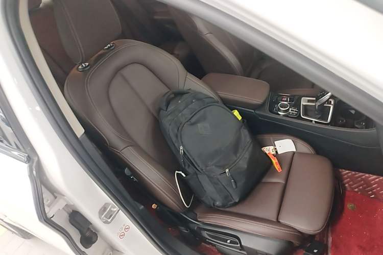 Used BMW 1 Series 2021 120i M Sport Night Edition Right Front Seat