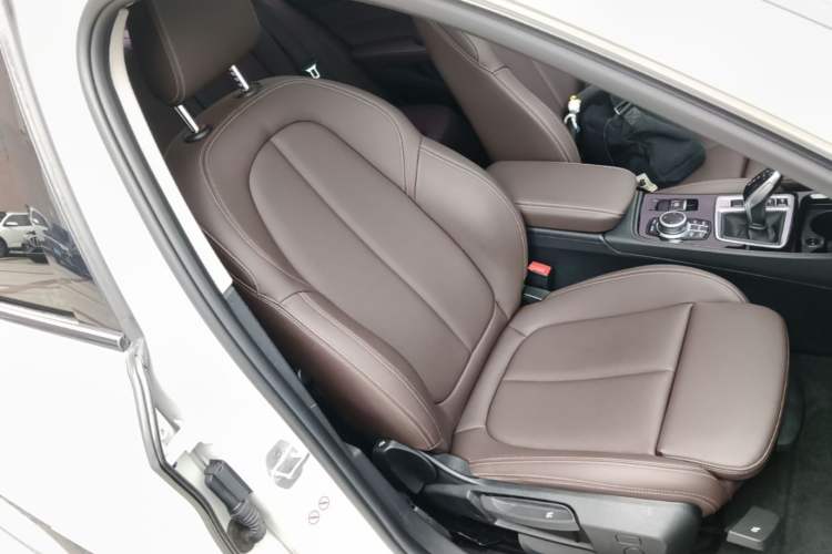 Used BMW 1 Series 2021 120i M Sport Night Edition Right Front Seat