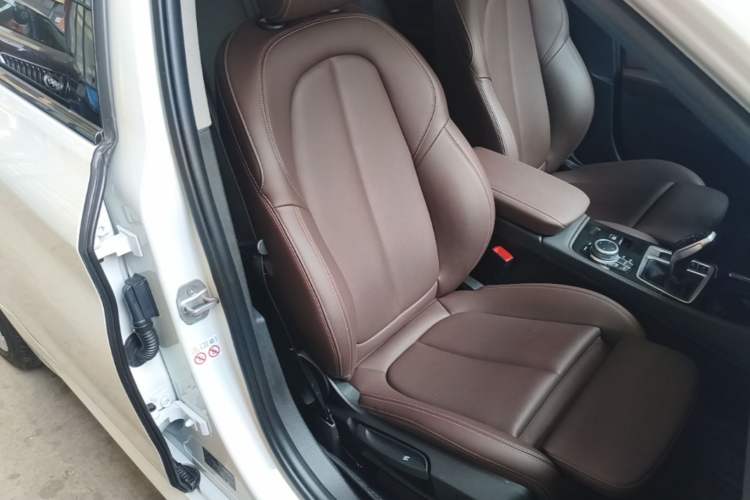 Used BMW 1 Series 2021 120i M Sport Night Edition Right Front Seat