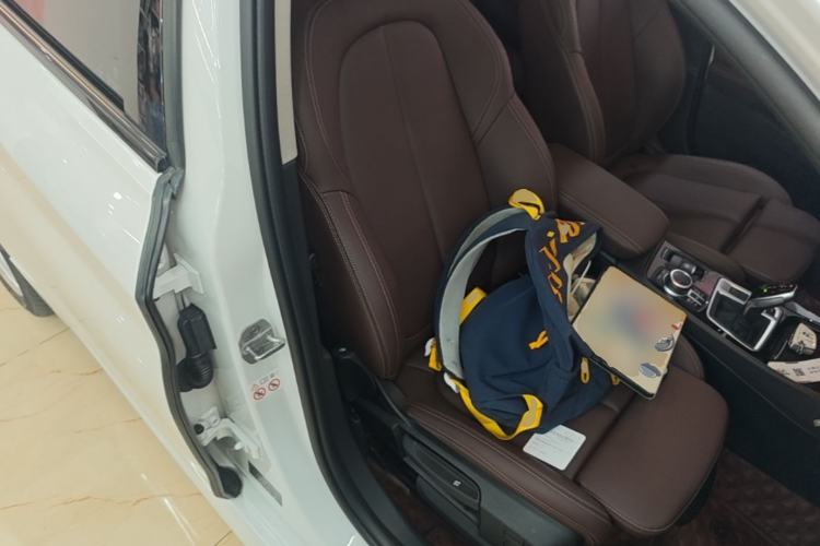 Used BMW 1 Series 2021 Revised 120i M Sport Night Edition Right Front Seat