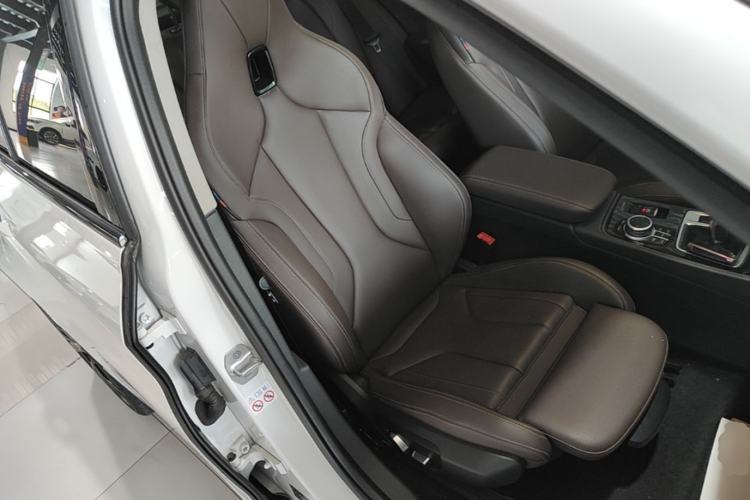 Used BMW 1 Series 2021 125i M Sport Night Edition Right Front Seat